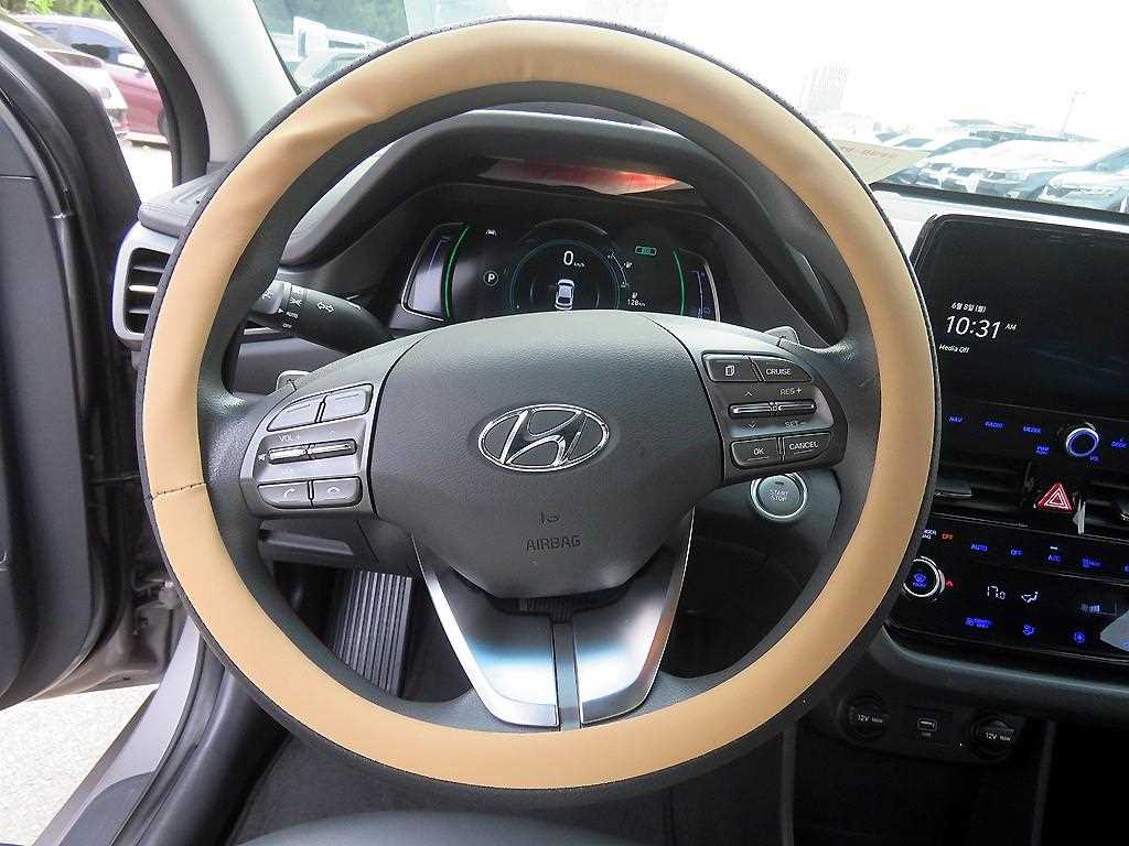 HYUNDAI Ioniq - Vista 9