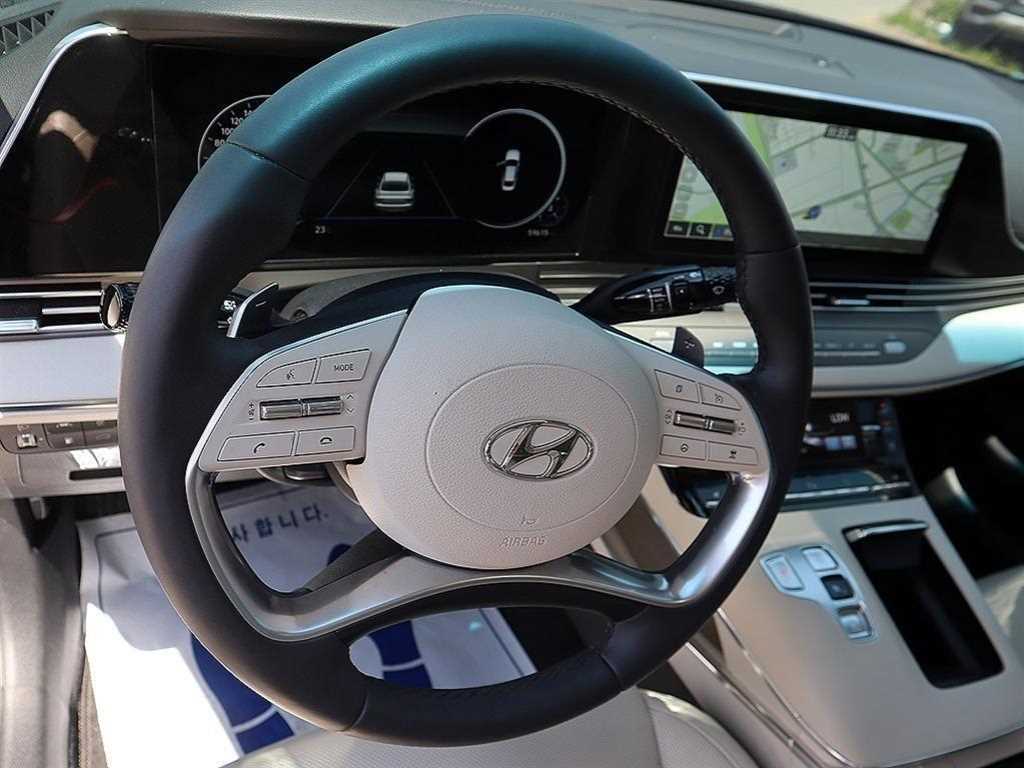 HYUNDAI Grandeur - Vista 8