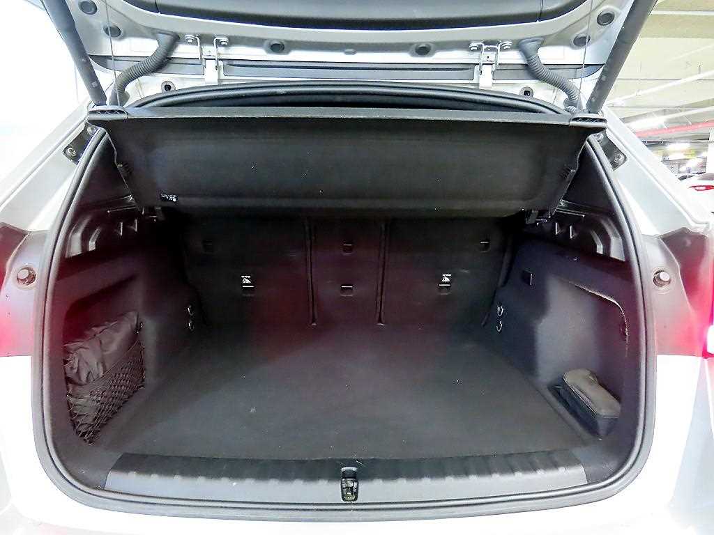 BMW iX1 2023 Gris - Importación desde Corea - HF Imports Iquique - Foto 16