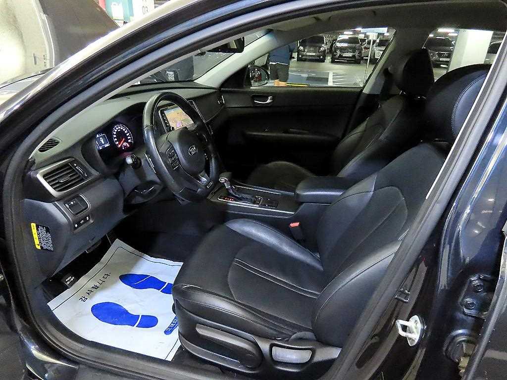 KIA K5 - Vista 6