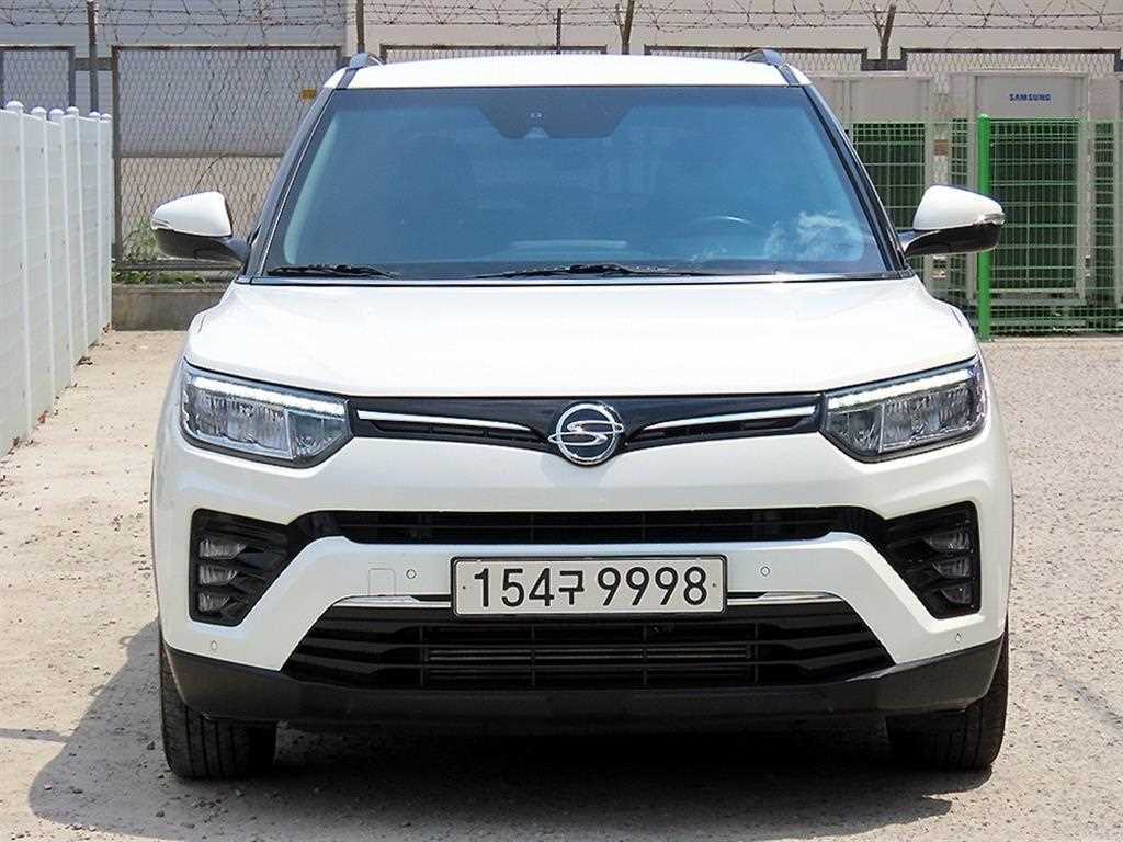 Ssangyong Tivoli 2022 Blanco - Importación desde Corea - HF Imports Iquique - Foto 1