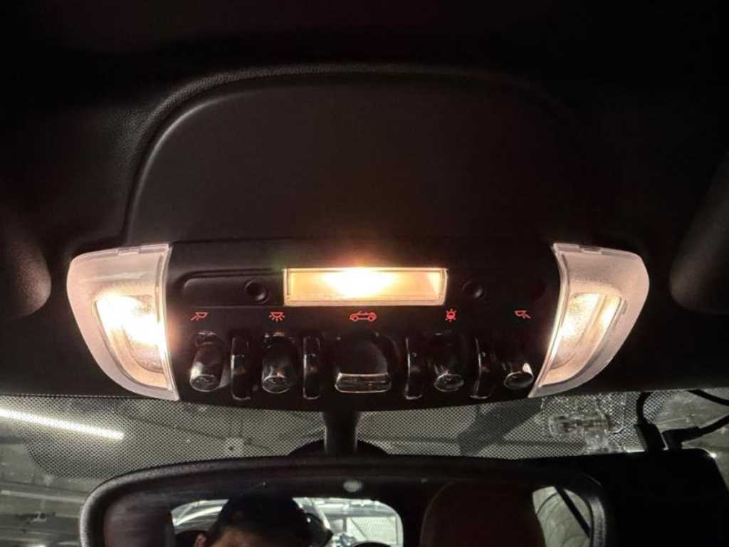 Mini Cooper Convertible - Vista 8