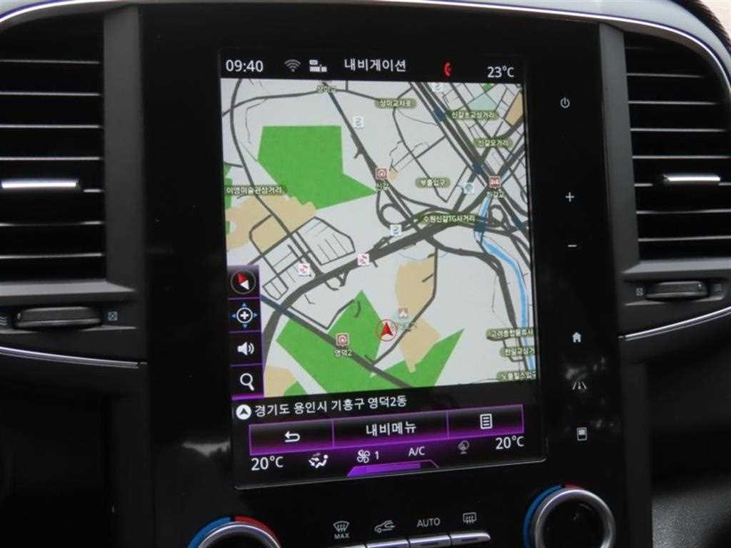 SAMSUNG QM6 - Vista 8