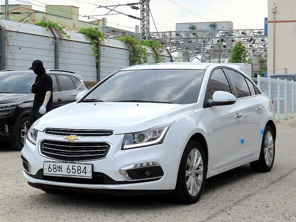 Chevrolet Cruise 2016 Blanco - Importación desde Corea - HF Imports Iquique - Foto 1