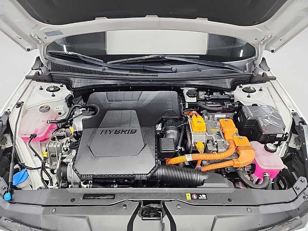 HYUNDAI Avante - Vista 5
