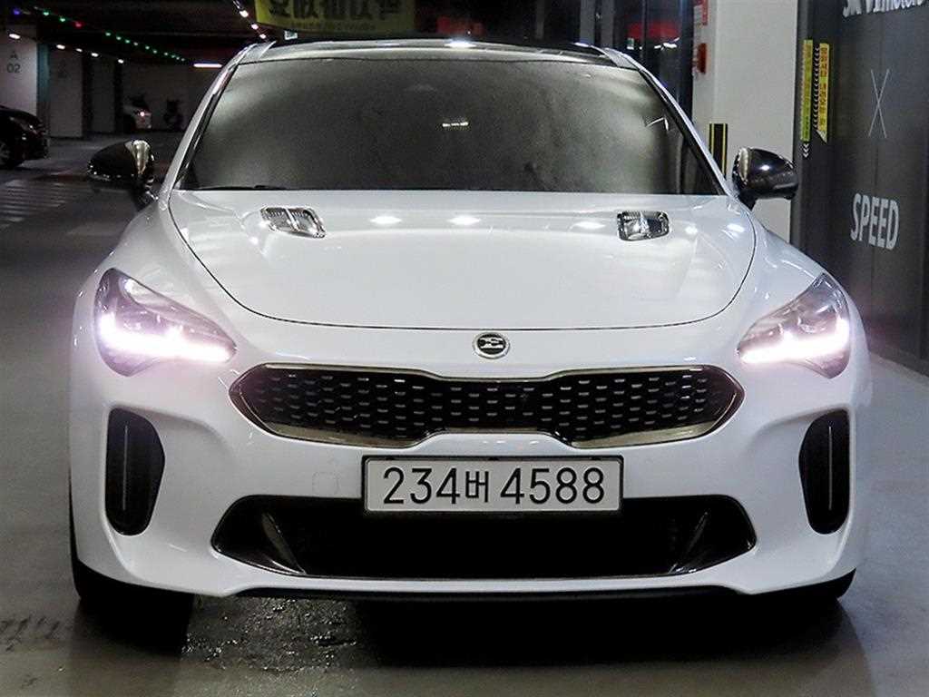 KIA Stinger - Vista 2