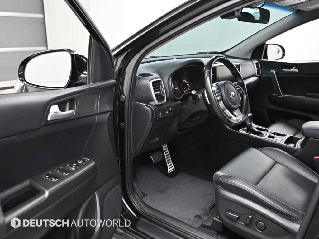 KIA Sportage - Vista 11