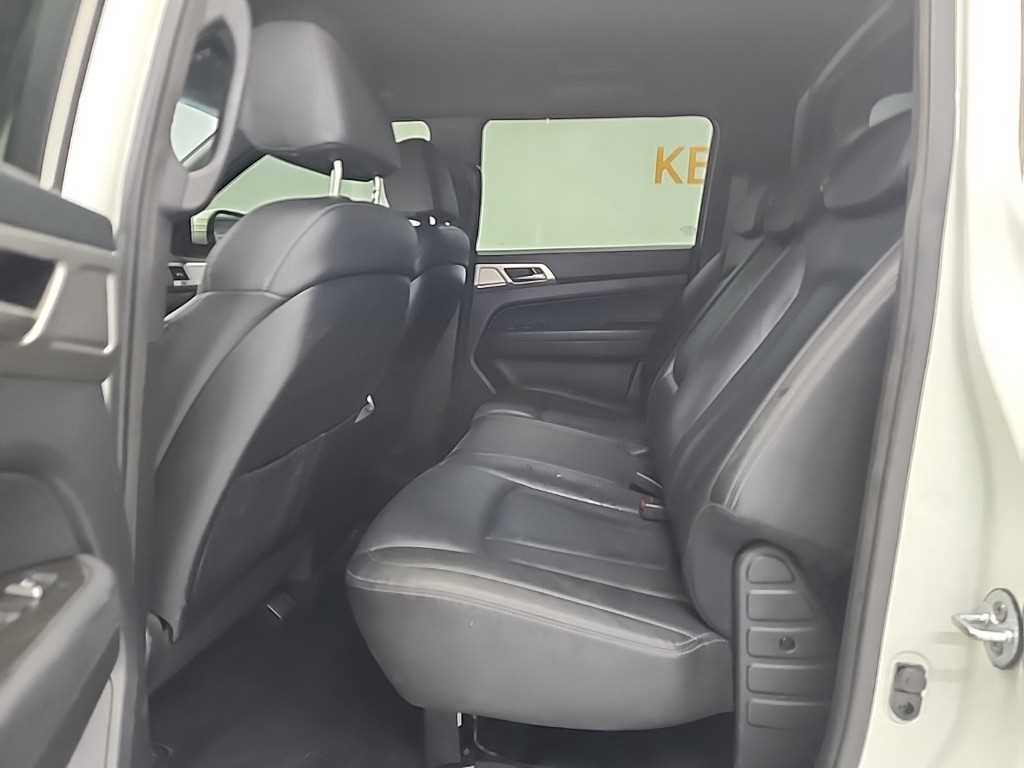 Ssangyong Rexton - Vista 12