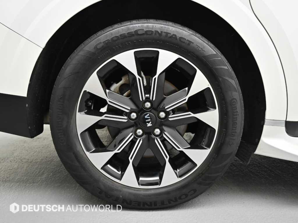 KIA Carnival - Vista 5