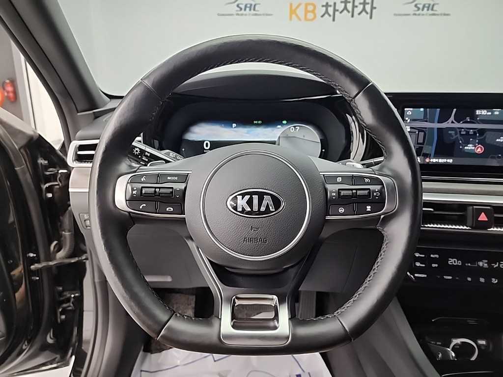 KIA K5 - Vista 10