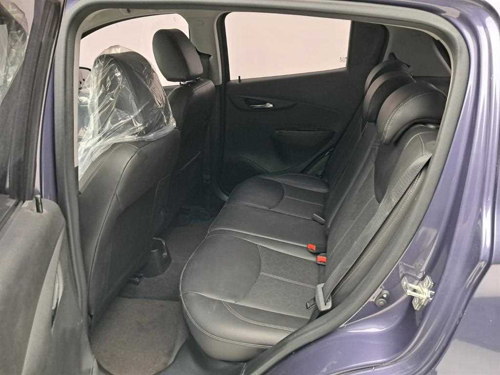 Chevrolet Spark - Vista 12