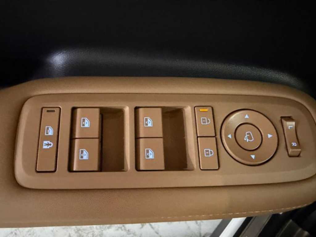 HYUNDAI Santa Fe 2024 Blanco - Importación desde Corea - HF Imports Iquique - Foto 16