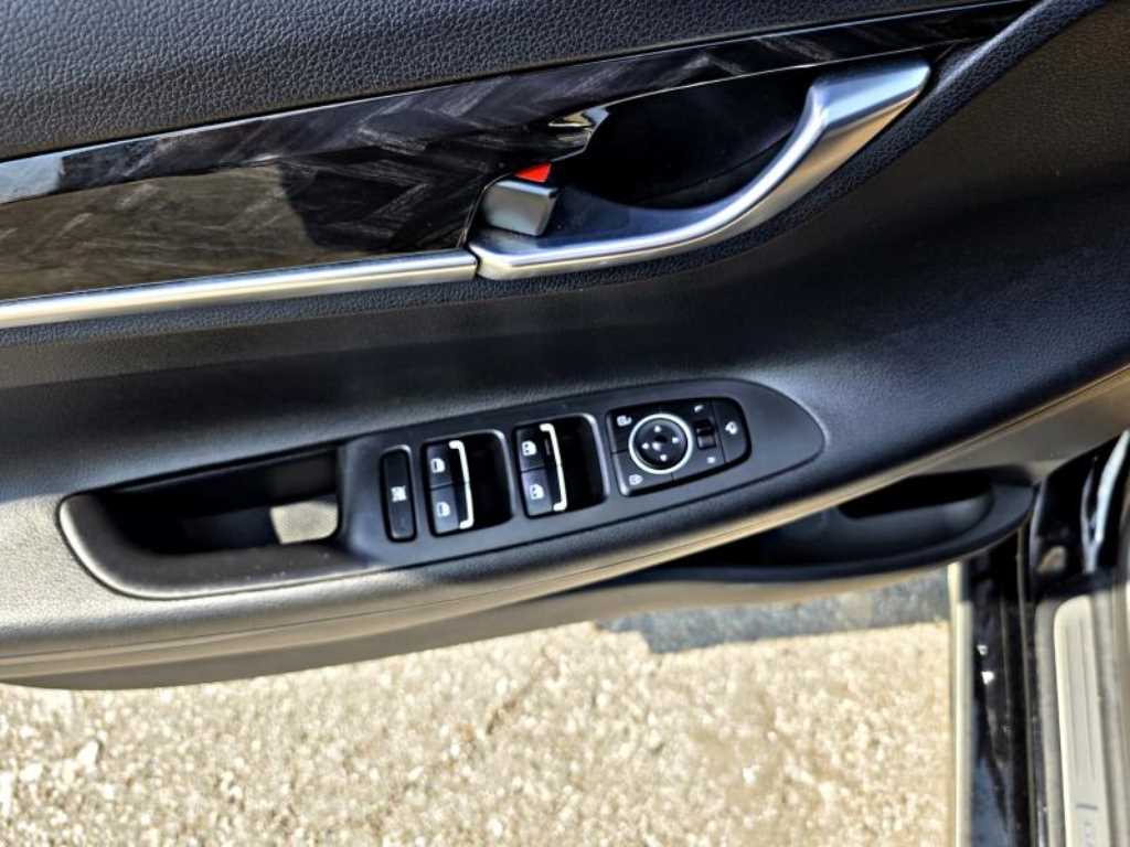 HYUNDAI Grandeur - Vista 10