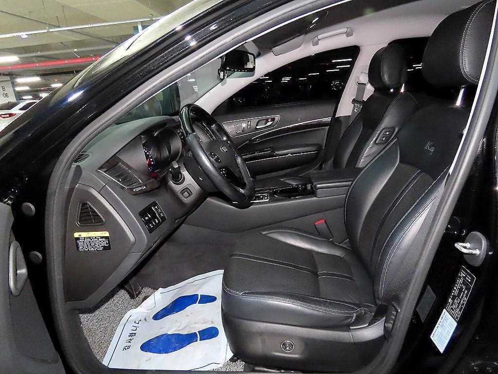 KIA K9 - Vista 6