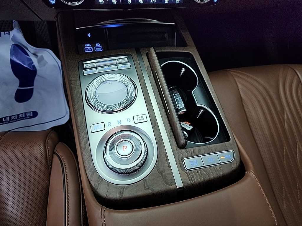 Genesis G80 - Vista 8