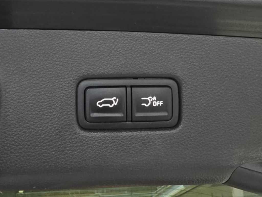 KIA Carnival - Vista 7