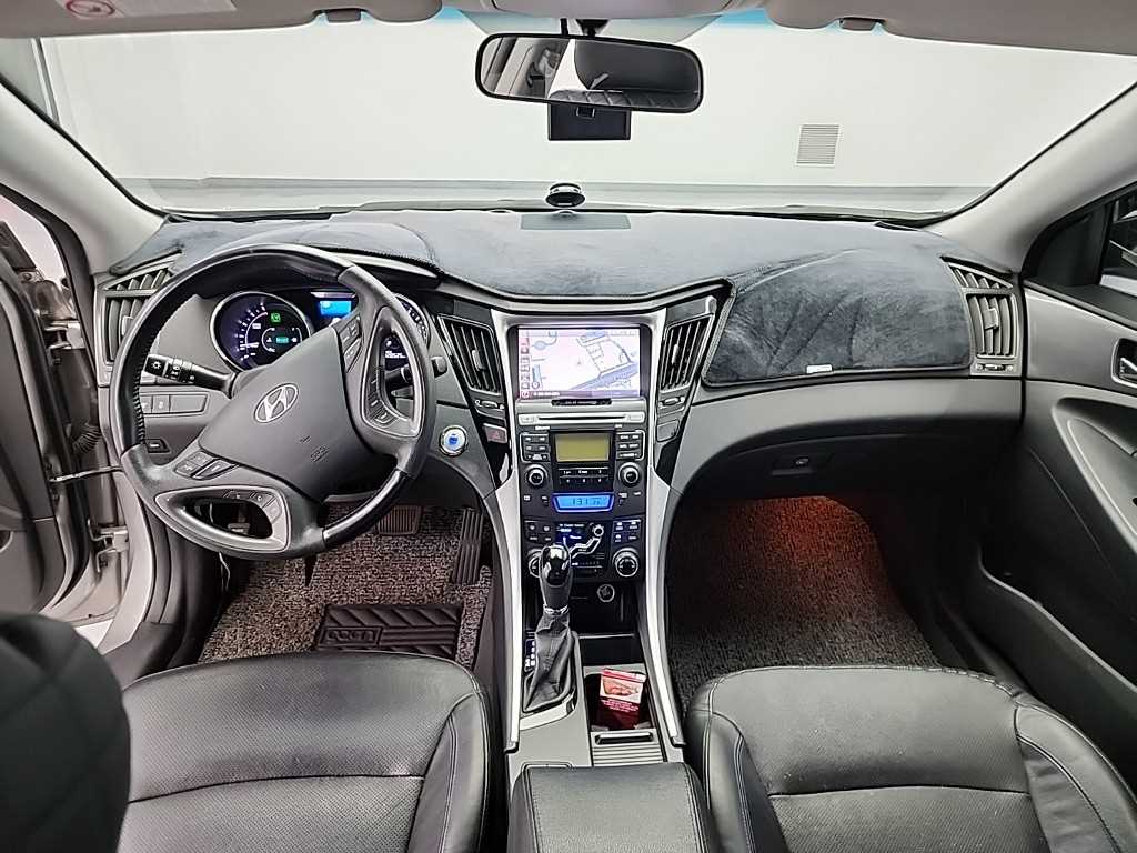 HYUNDAI Sonata - Vista 7