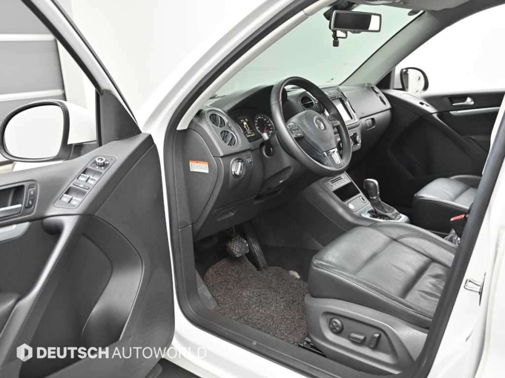 Volkswagen Tiguan - Vista 11