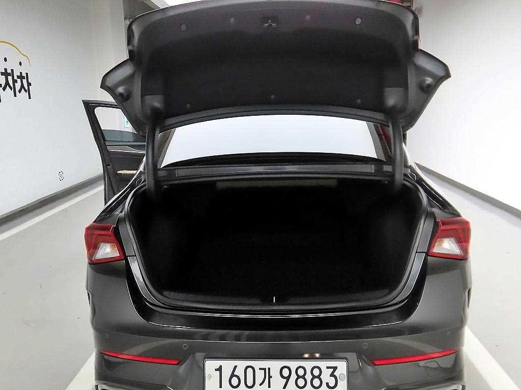 KIA K5 - Vista 5