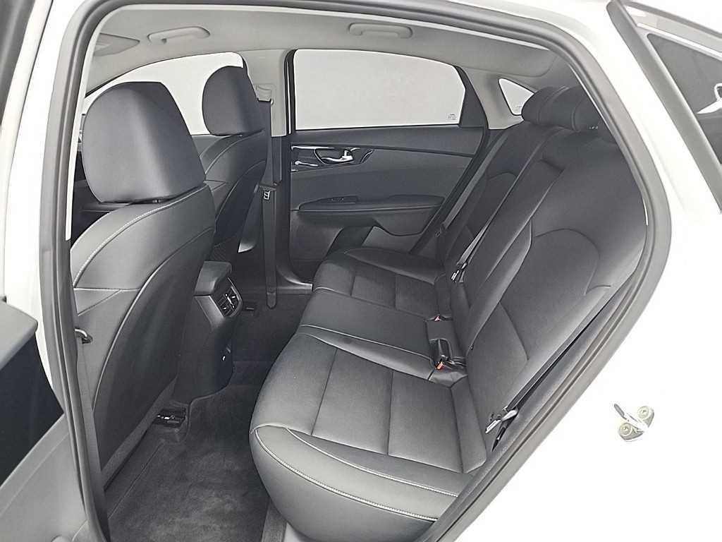 KIA K3 2022 Blanco - Importación desde Corea - HF Imports Iquique - Foto 13