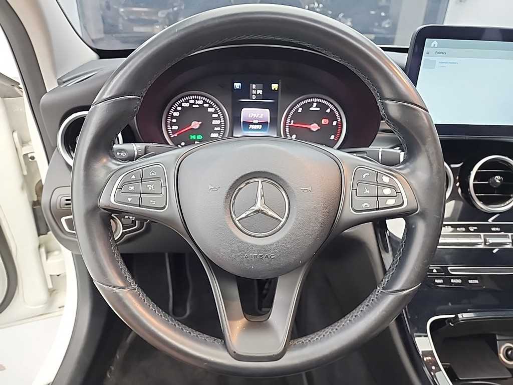 Mercedes Benz C Class - Vista 9