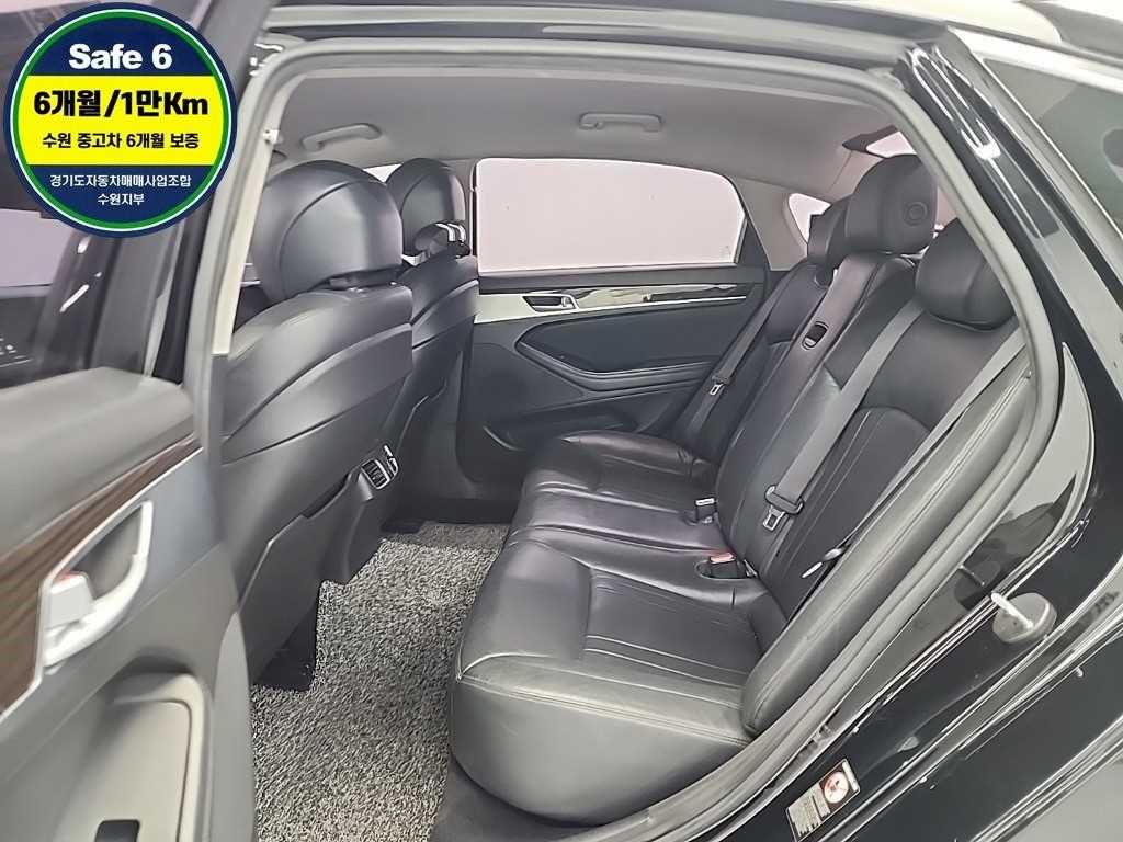 Genesis G80 - Vista 12
