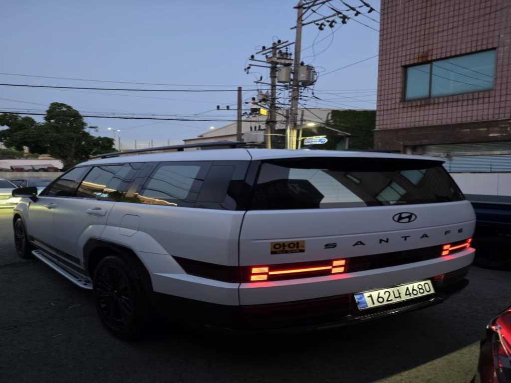 HYUNDAI Santa Fe - Vista 5
