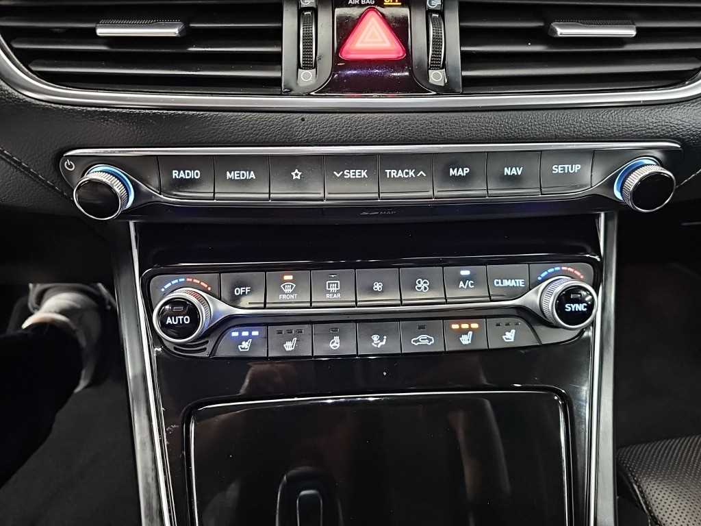HYUNDAI Grandeur - Vista 10