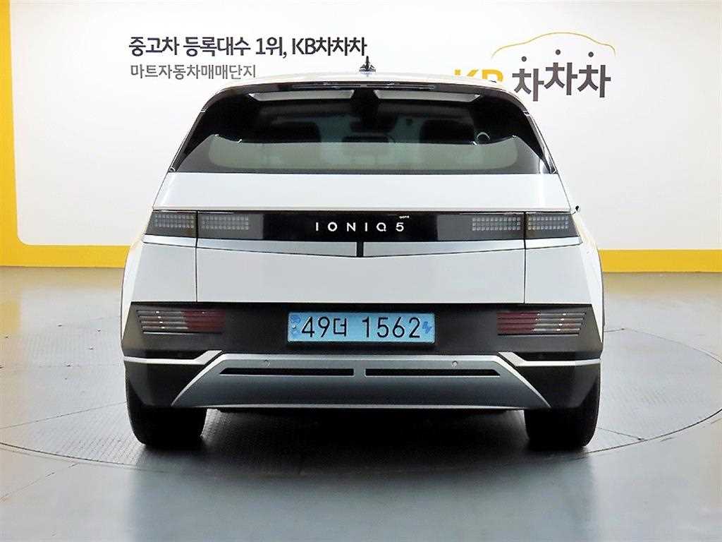 HYUNDAI Ioniq 5 - Vista 3