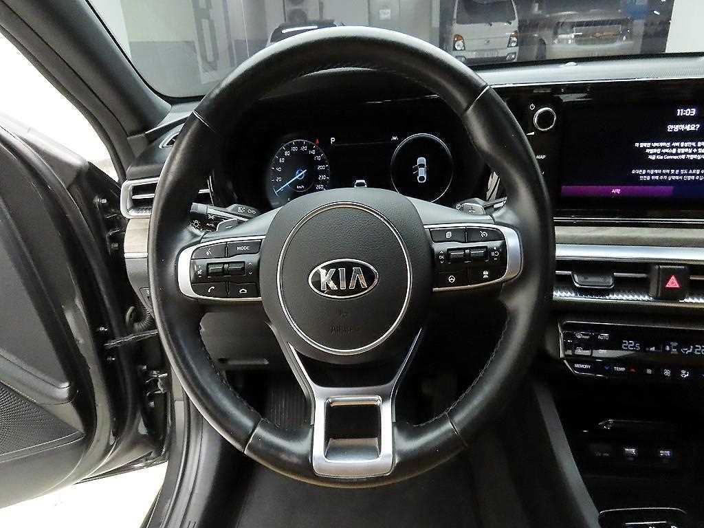 KIA K5 - Vista 7