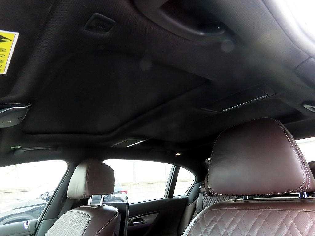 BMW 7 Series 2017 Negro - Importación desde Corea - HF Imports Iquique - Foto 17