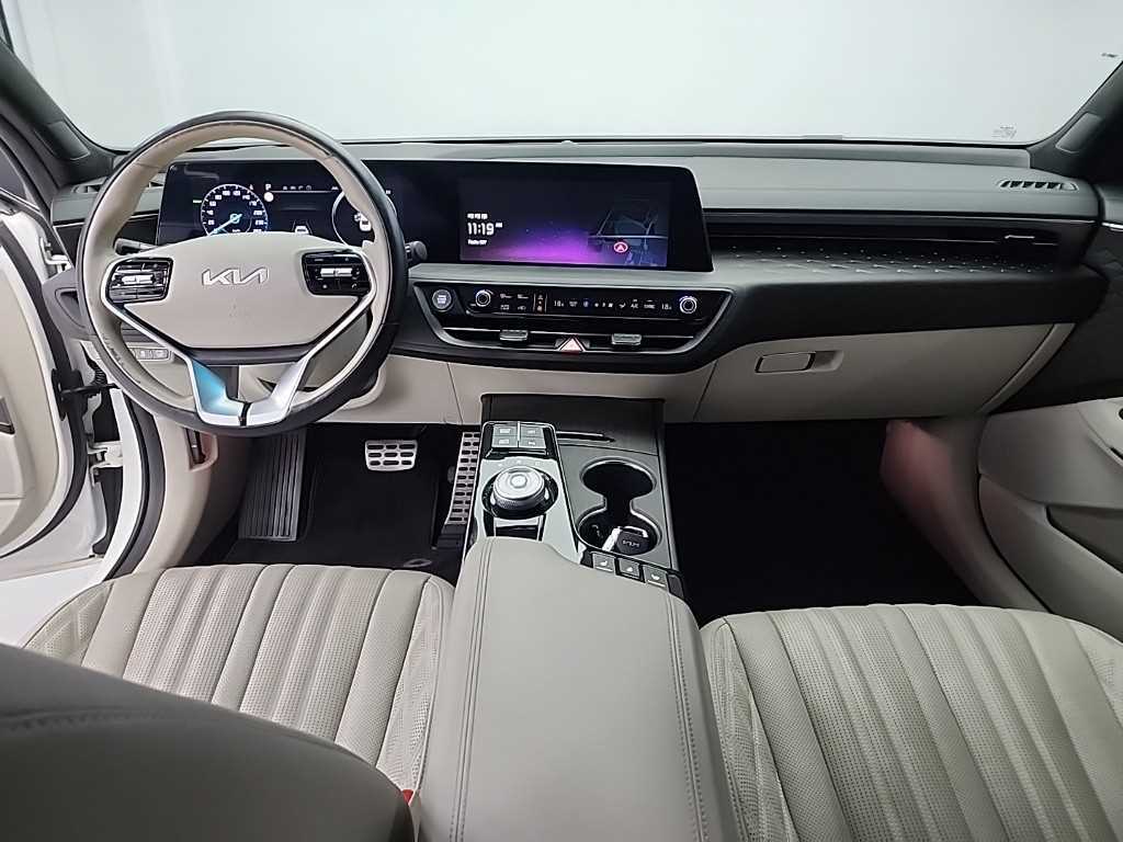 KIA K8 - Vista 8