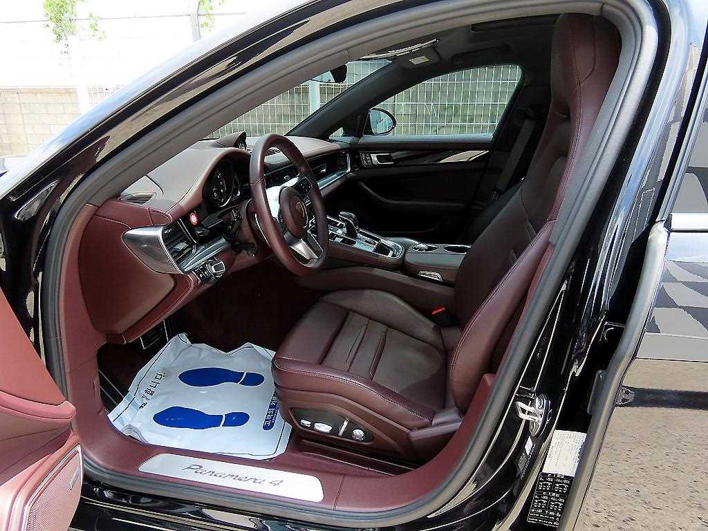 Porsche Panamera - Vista 5