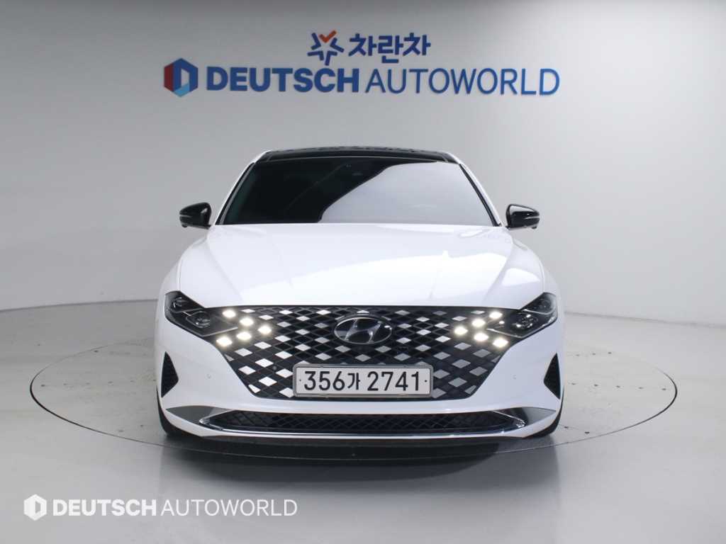 HYUNDAI Grandeur - Vista 3