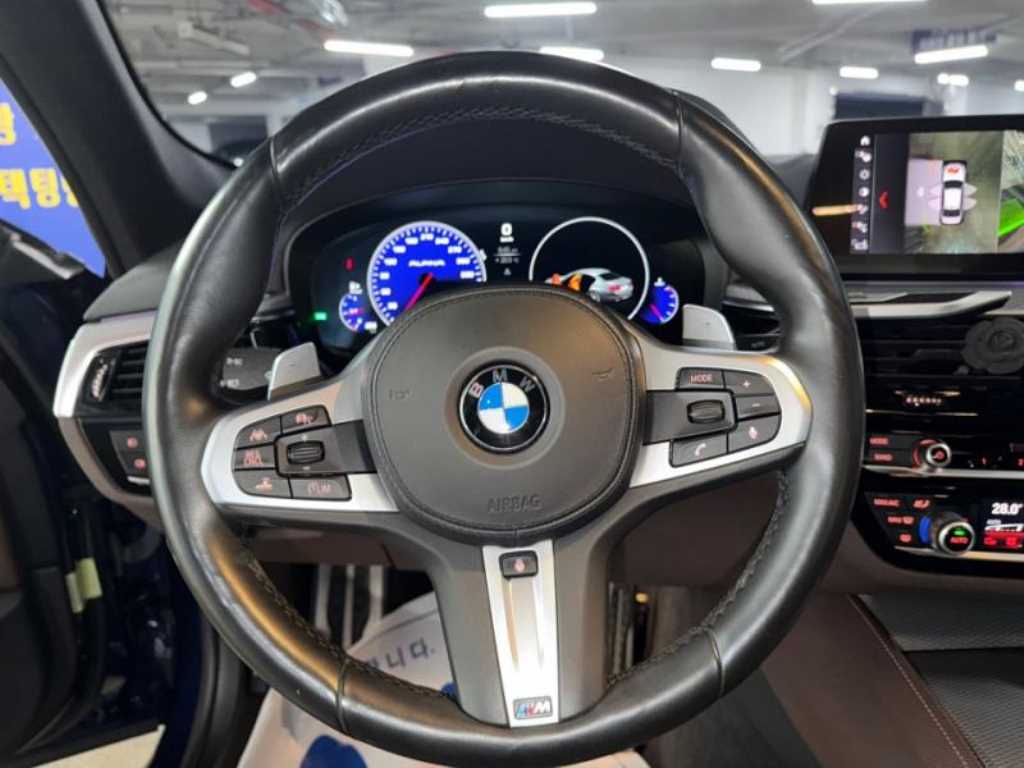 BMW 5 Series - Vista 8
