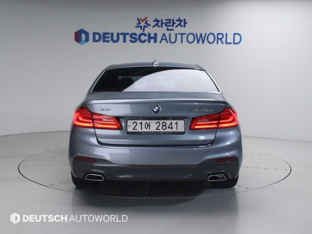 BMW 5 Series - Vista 4