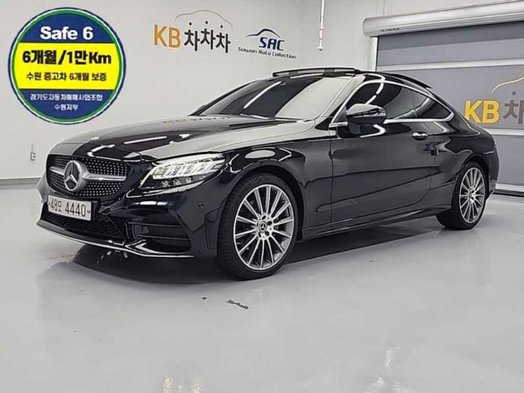 Mercedes Benz C Class 2019 Negro - Importación desde Corea - HF Imports Iquique - Foto 1