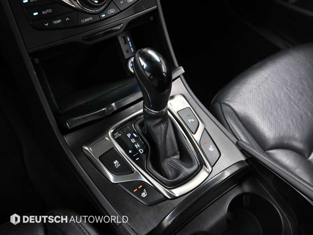HYUNDAI Grandeur - Vista 9