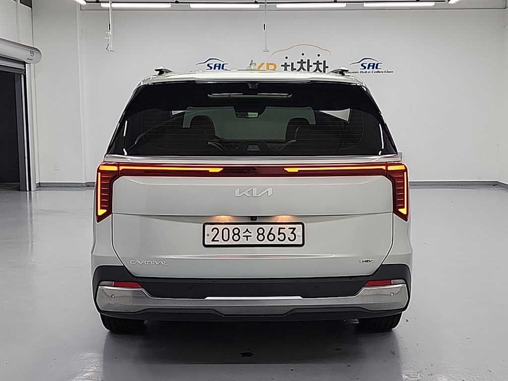 KIA Carnival - Vista 3