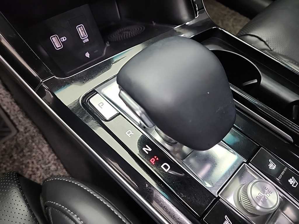 KIA K7 - Vista 8