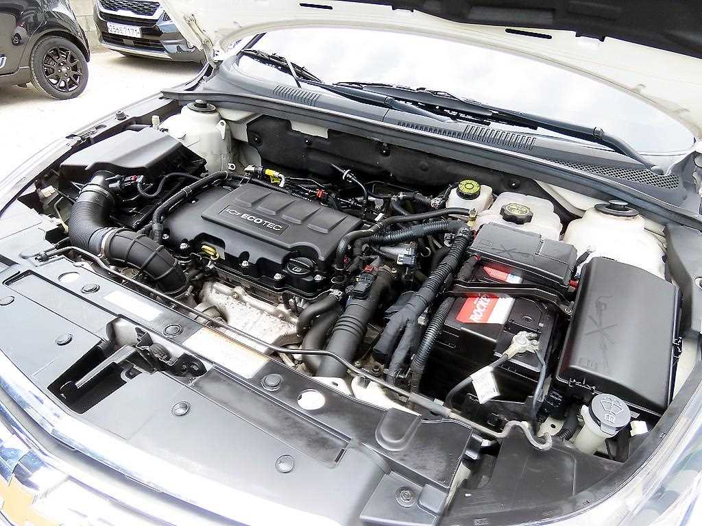 Chevrolet Cruise 2016 Blanco - Importación desde Corea - HF Imports Iquique - Foto 18