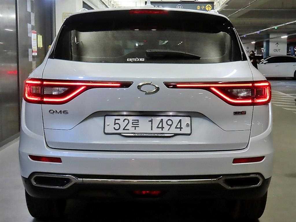 SAMSUNG QM6 - Vista 5