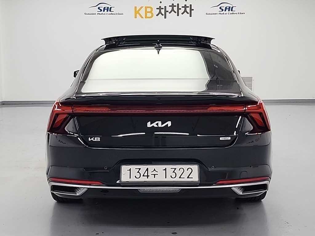 KIA K8 - Vista 3
