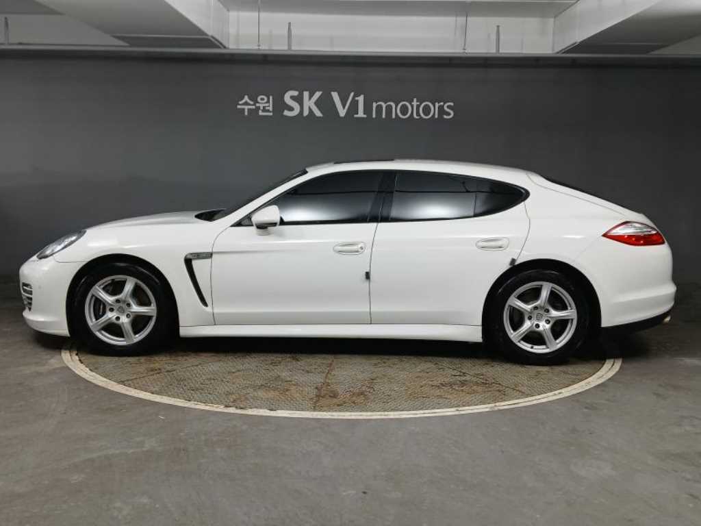 Porsche Panamera - Vista 3