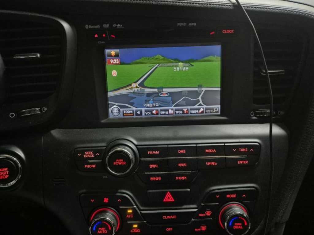 KIA K5 - Vista 9