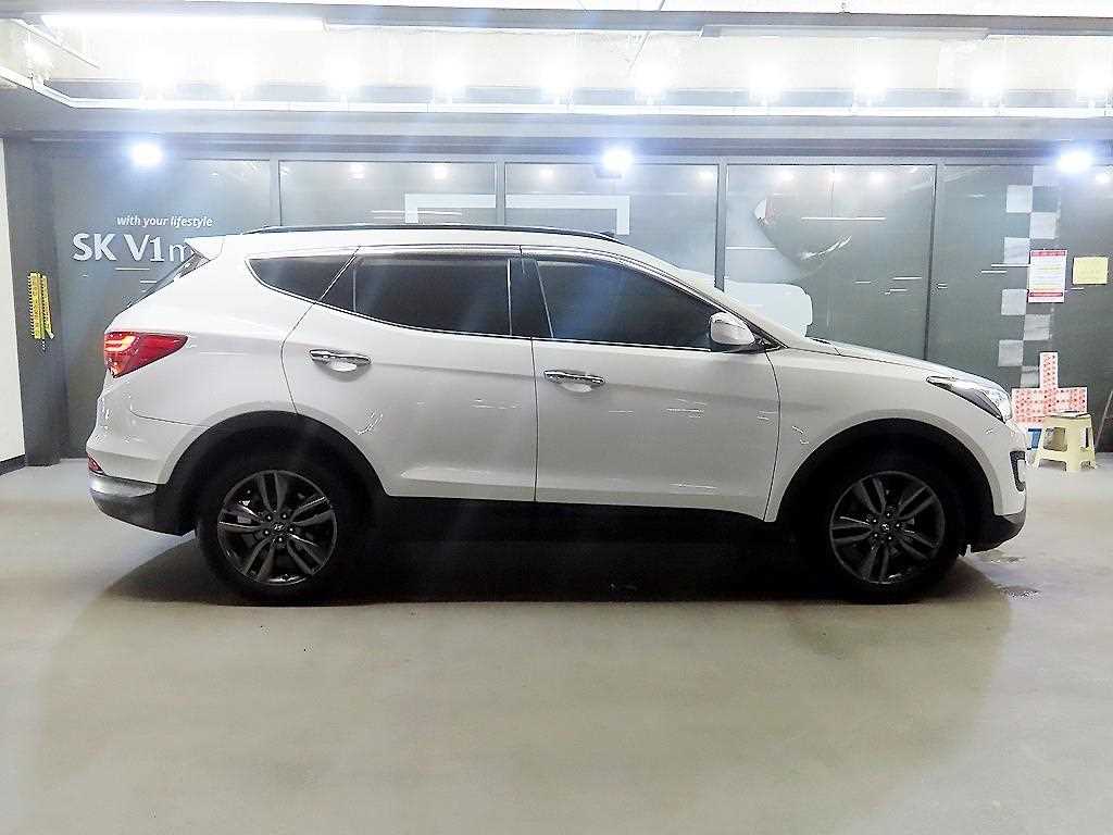 HYUNDAI Santa Fe - Vista 3