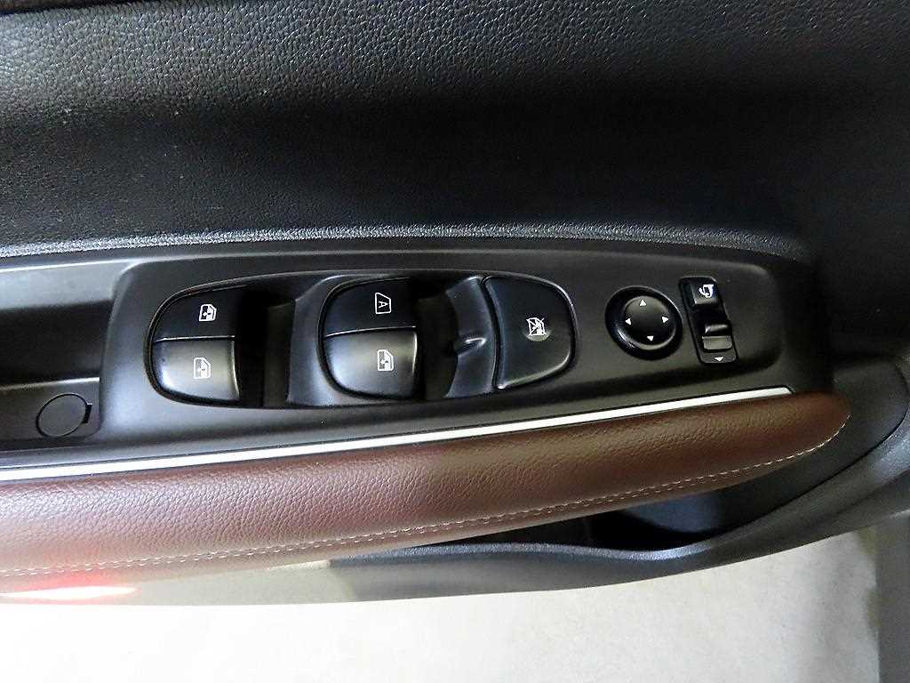 SAMSUNG QM6 2020 Blanco - Importación desde Corea - HF Imports Iquique - Foto 13