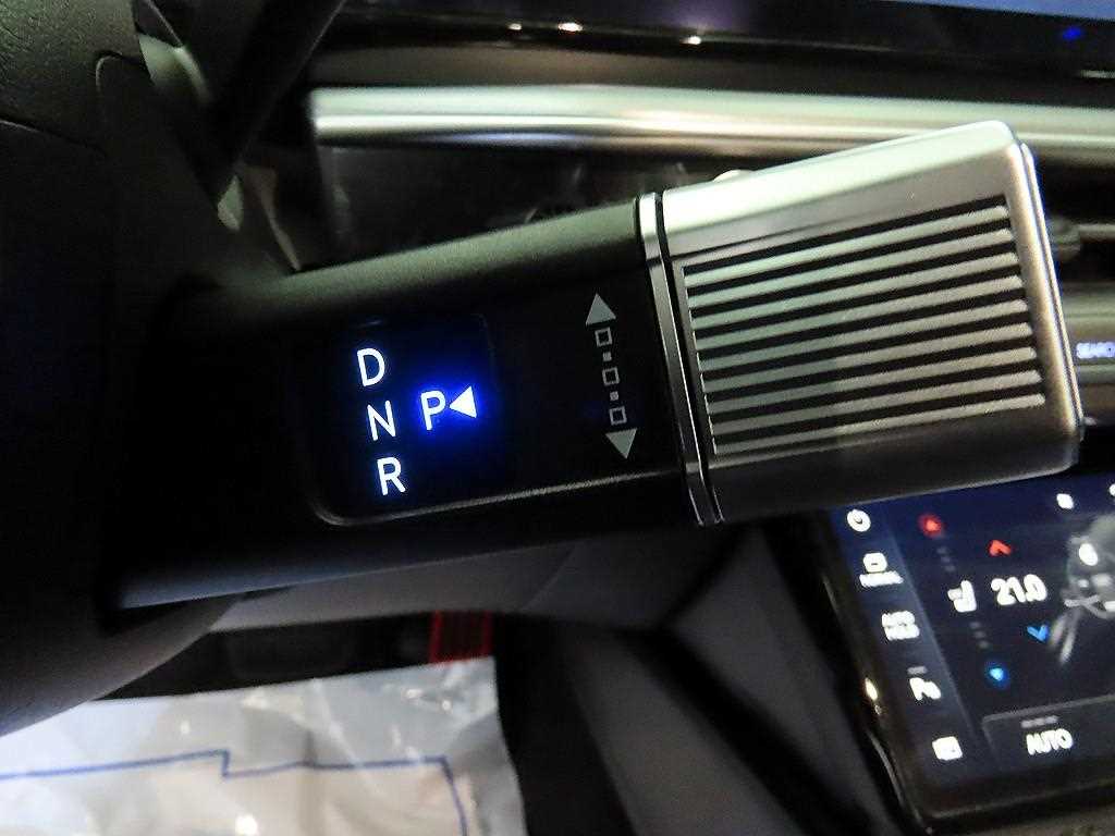 HYUNDAI Grandeur - Vista 12