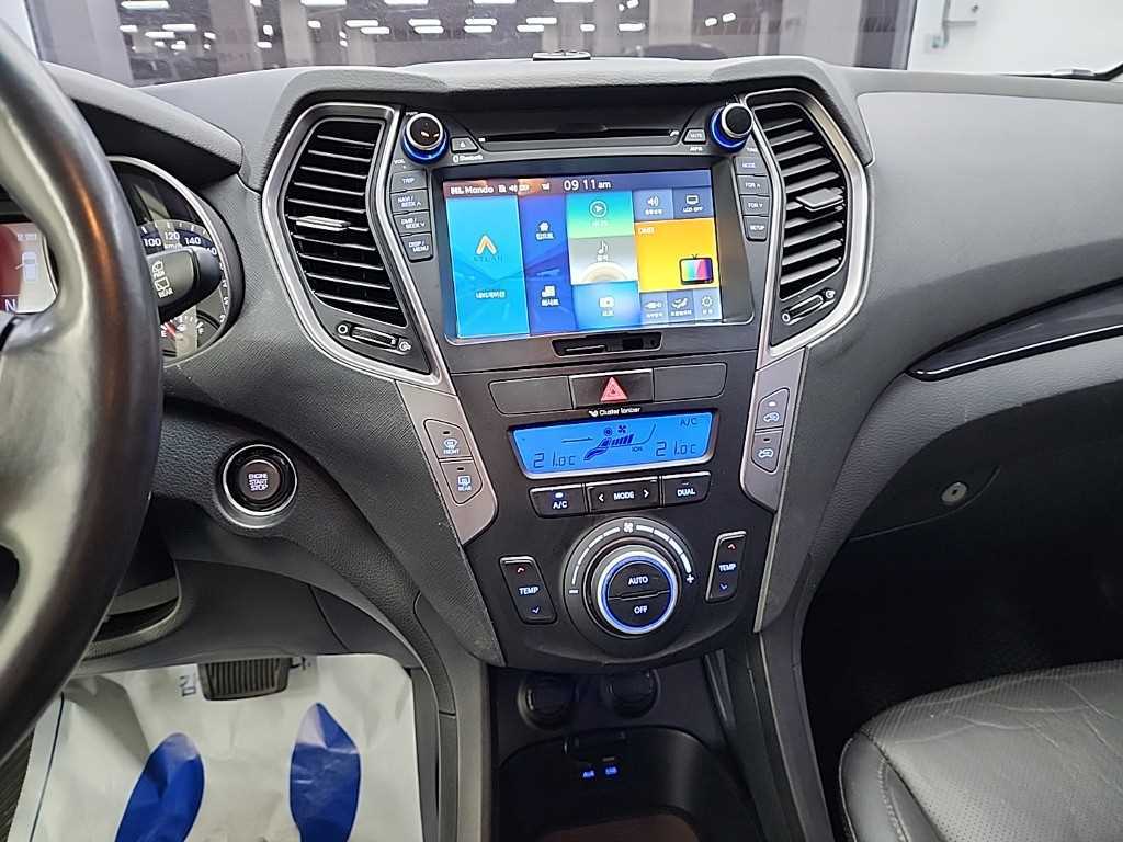 HYUNDAI Santa Fe - Vista 10