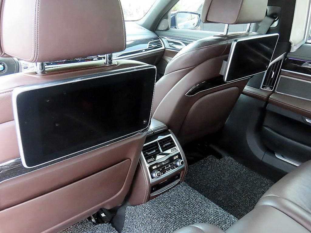 BMW 7 Series 2017 Negro - Importación desde Corea - HF Imports Iquique - Foto 15